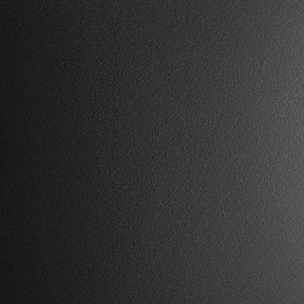 785