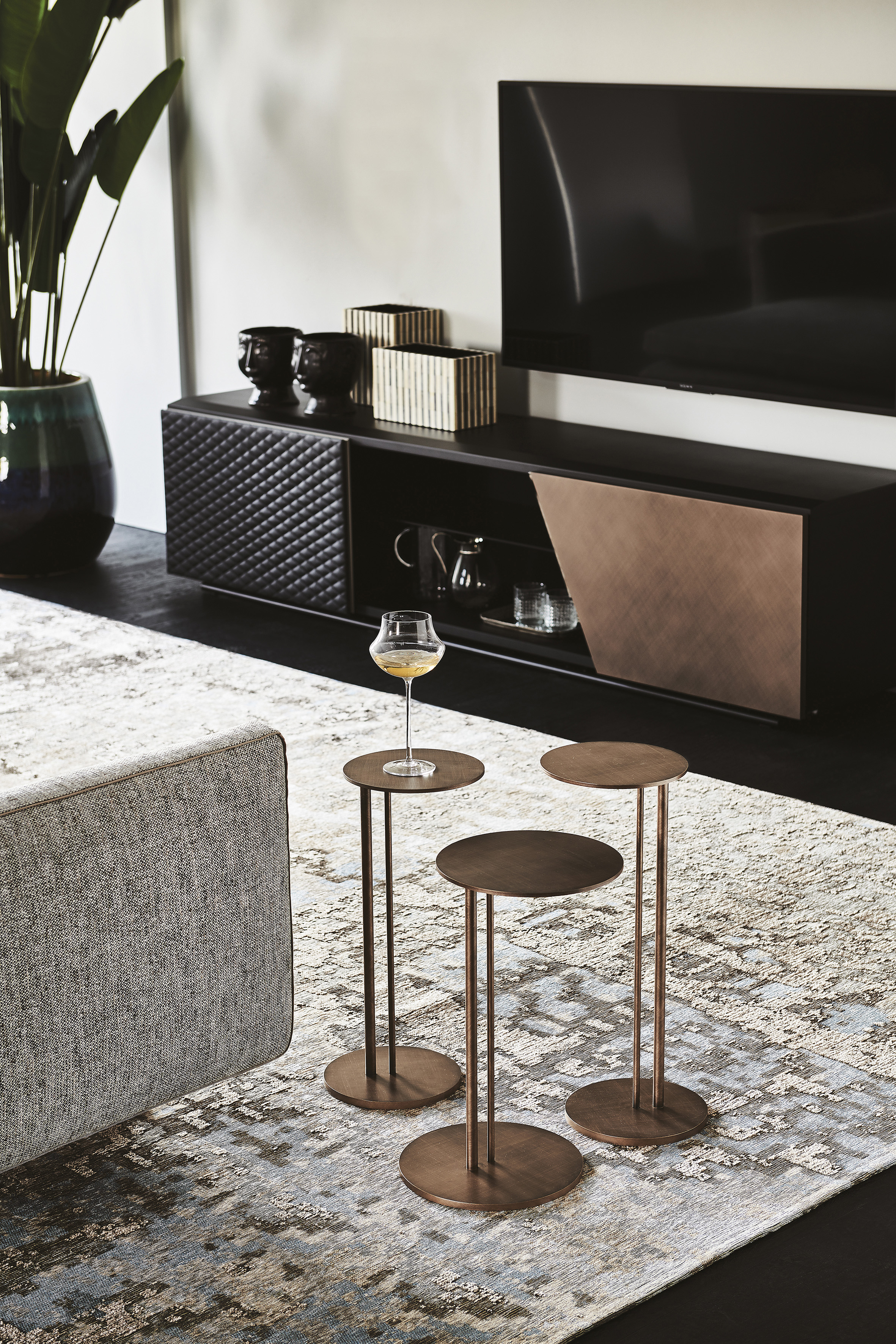 sting wood | novelties | Cattelan Italia