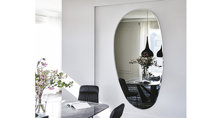 Mirror wall, Home decor, Living room