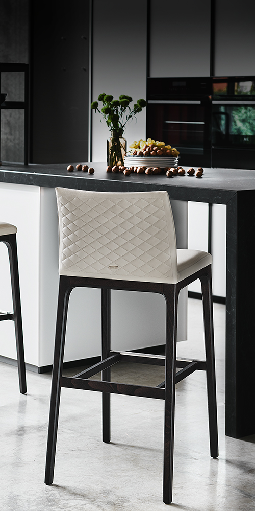 arcadia couture | stools | Cattelan Italia